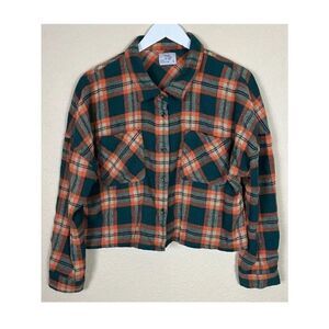 Mila & Tiff Plaid Flannel crop shirt shacket size large